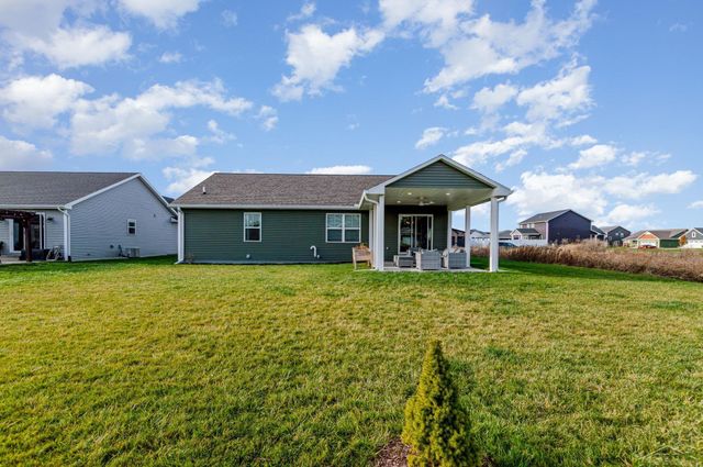 5860 Cotton Top Crest, Freeland, MI 48623