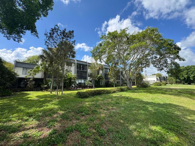 4832 Esedra Court 106, Lake Worth, FL 33467