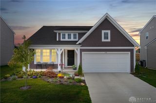 140 Kenneth Hamilton Way, Yellow Springs Vlg, OH 45387