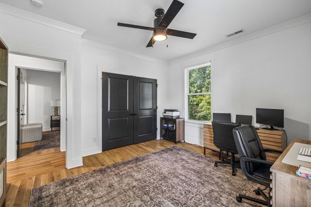 1504B Dugger Dr, Nashville, TN 37206
