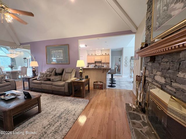 15815 Crystal Valley Way, Louisville, KY 40299