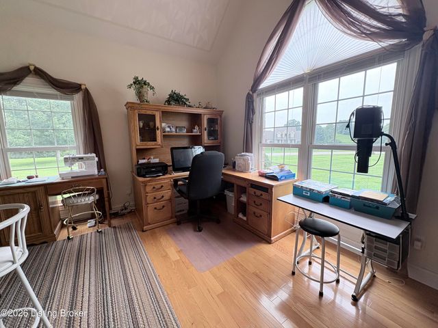 15815 Crystal Valley Way, Louisville, KY 40299