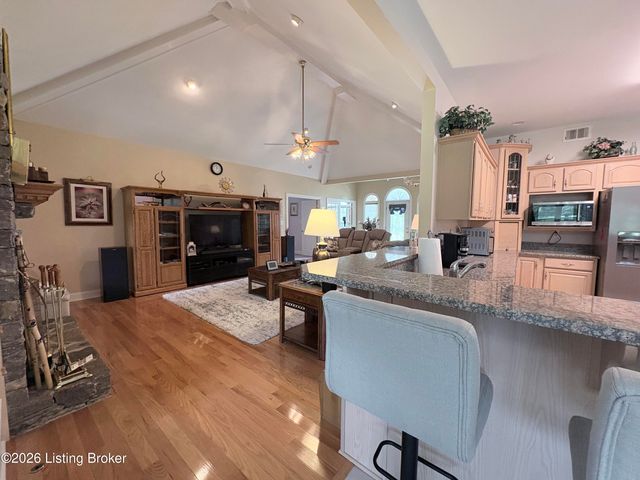 15815 Crystal Valley Way, Louisville, KY 40299