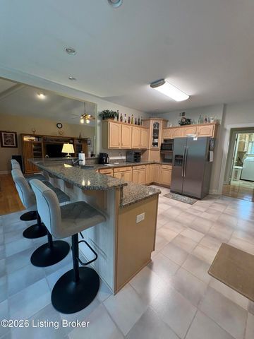 15815 Crystal Valley Way, Louisville, KY 40299