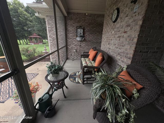 15815 Crystal Valley Way, Louisville, KY 40299