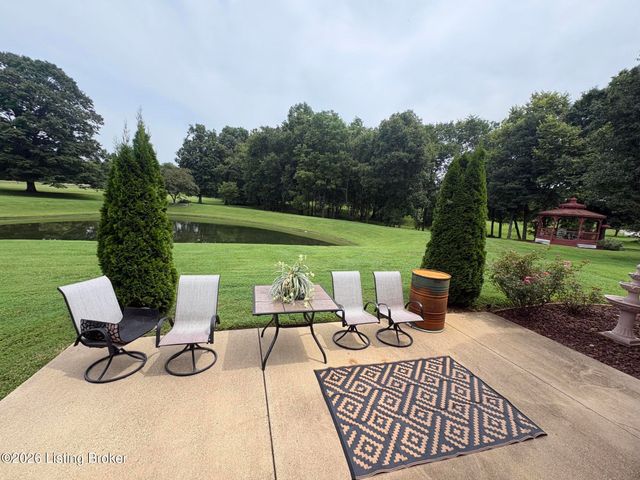 15815 Crystal Valley Way, Louisville, KY 40299