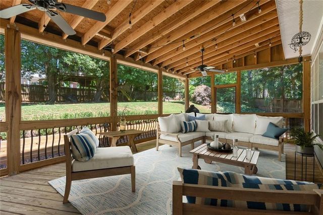 1335 Lyndhurst Way, Roswell, GA 30075