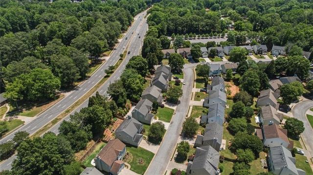 1335 Lyndhurst Way, Roswell, GA 30075