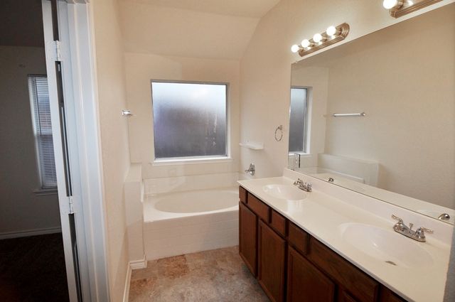 5324 Mirage Drive, Fort Worth, TX 76244