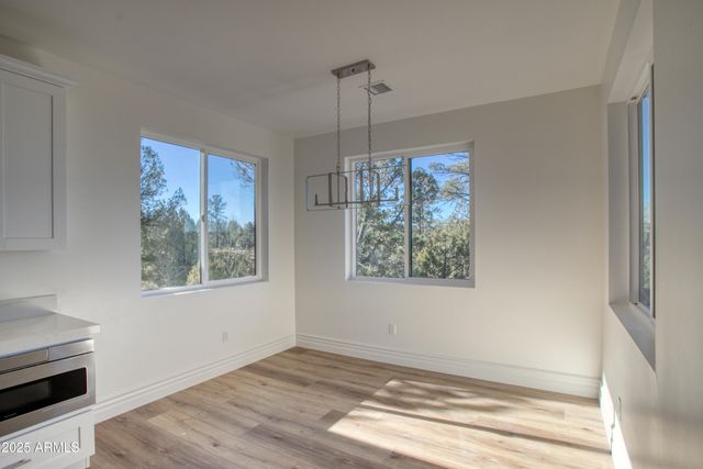 1022 School House Lane, Show Low, AZ 85901