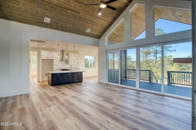 1022 School House Lane, Show Low, AZ 85901