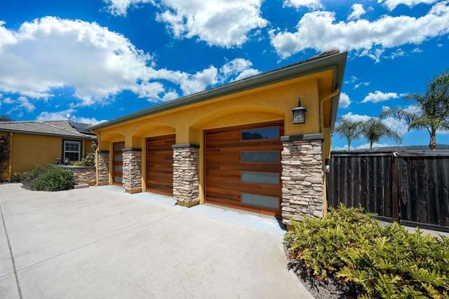 22963 Stokes Road, Ramona, CA 92065