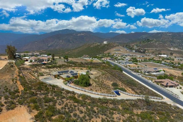 22963 Stokes Road, Ramona, CA 92065