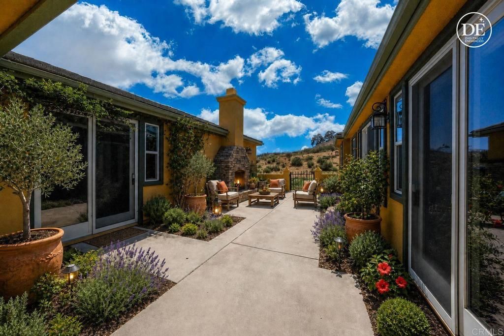 22963 Stokes Road, Ramona, CA 92065
