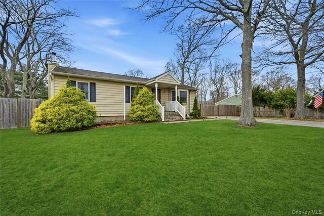 12 Wilson Avenue, East Moriches, NY 11940