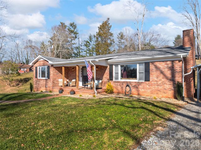 13 Eastwood Drive, Canton, NC 28716