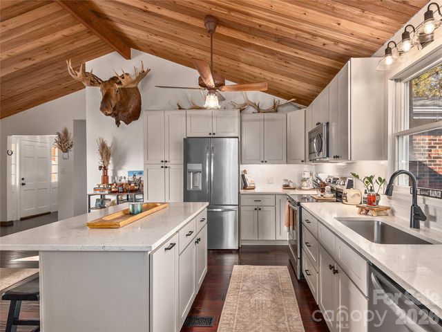 13 Eastwood Drive, Canton, NC 28716