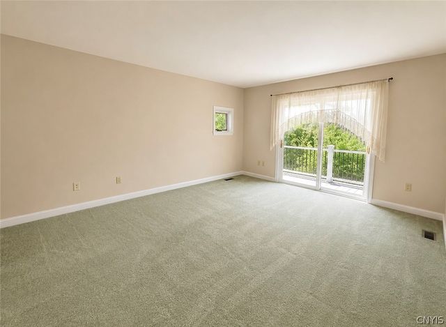7801 Clearwater Circle, Pompey, NY 13104