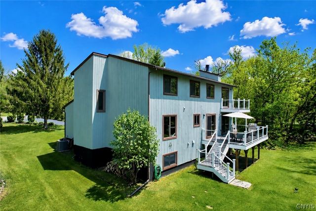 7801 Clearwater Circle, Pompey, NY 13104