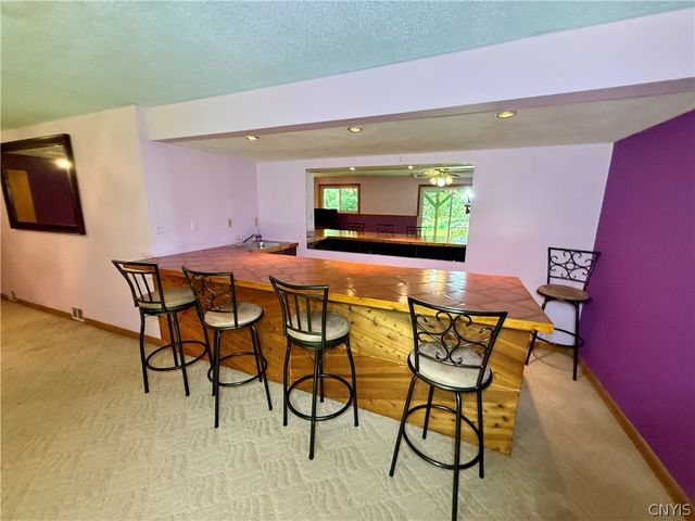 7801 Clearwater Circle, Pompey, NY 13104