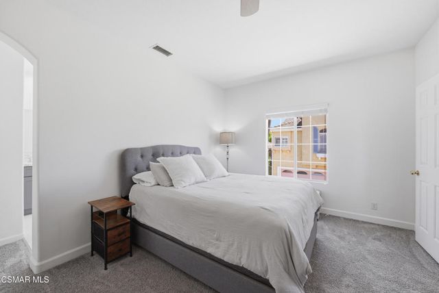 173 Harpstone Lane 158, Simi Valley, CA 93065