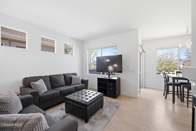 173 Harpstone Lane 158, Simi Valley, CA 93065