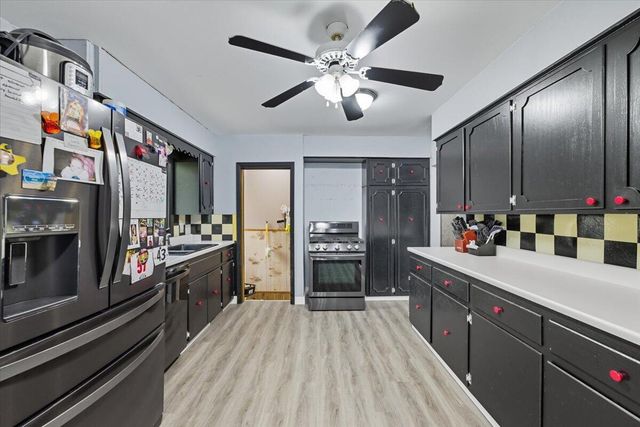 3 DELONG Avenue, Council Bluffs, IA 51503