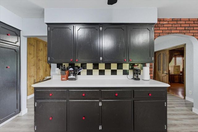 3 DELONG Avenue, Council Bluffs, IA 51503