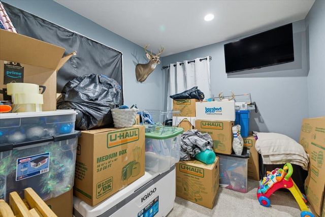 3 DELONG Avenue, Council Bluffs, IA 51503