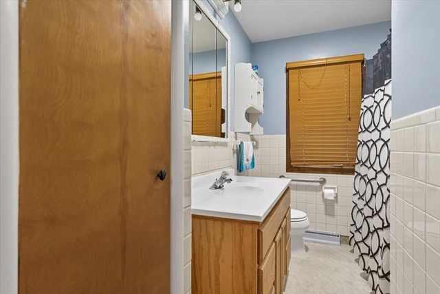 3 DELONG Avenue, Council Bluffs, IA 51503