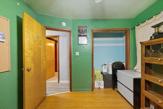 3 DELONG Avenue, Council Bluffs, IA 51503