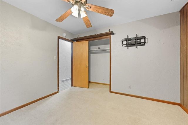 3 DELONG Avenue, Council Bluffs, IA 51503