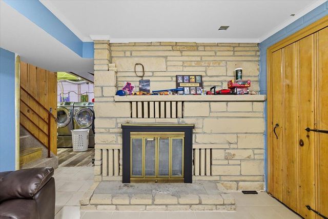 3 DELONG Avenue, Council Bluffs, IA 51503