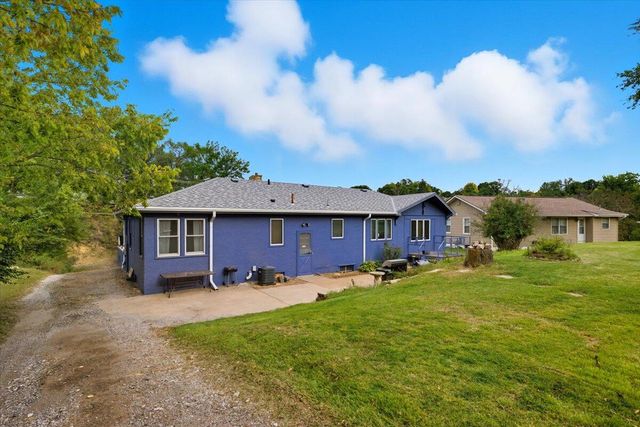 3 DELONG Avenue, Council Bluffs, IA 51503