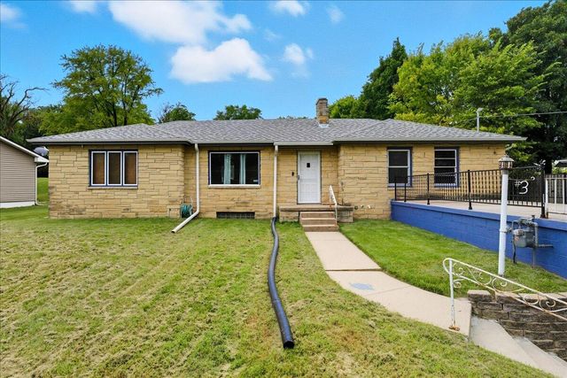 3 DELONG Avenue, Council Bluffs, IA 51503