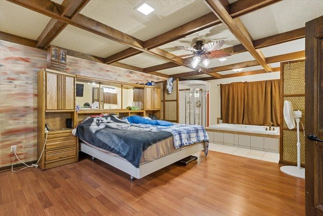 3 DELONG Avenue, Council Bluffs, IA 51503