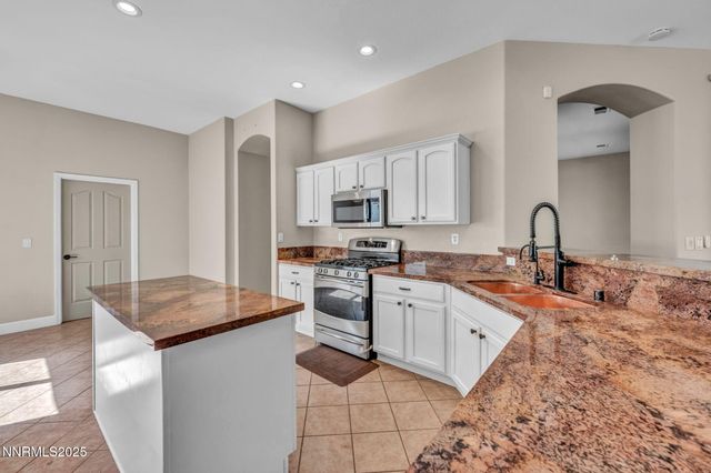 435 La Costa Circle, Dayton, NV 89403