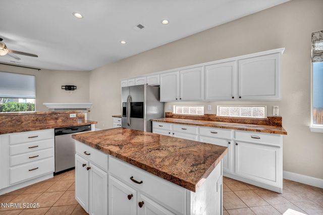 435 La Costa Circle, Dayton, NV 89403