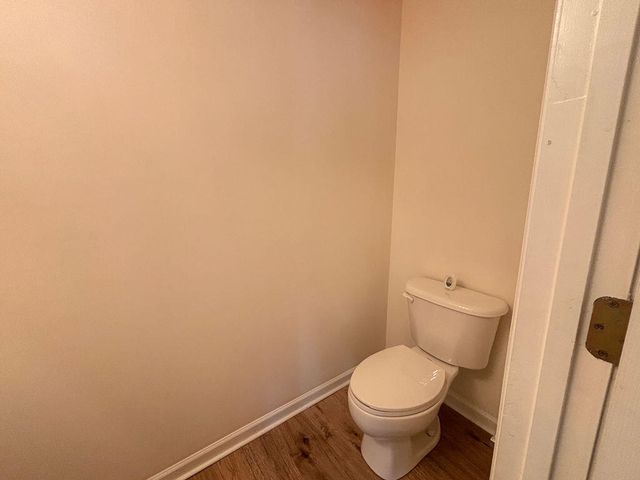 8146 Shadow Oak Drive, North Charleston, SC 29406