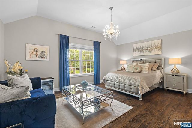 49 North Avenue, Montvale, NJ 07645