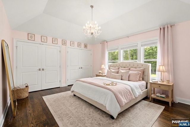 49 North Avenue, Montvale, NJ 07645
