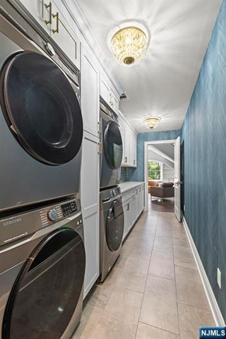 49 North Avenue, Montvale, NJ 07645