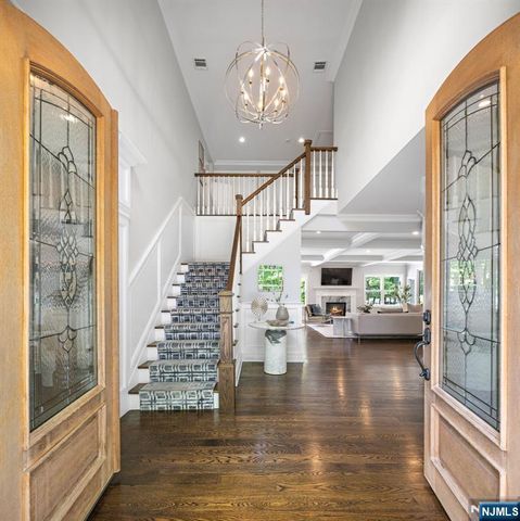 49 North Avenue, Montvale, NJ 07645
