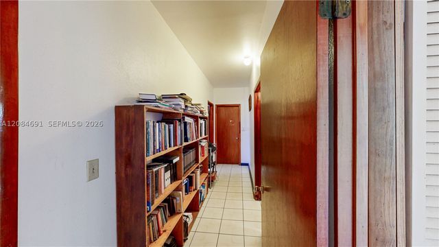 10900 SW 177th Ter, Miami, FL 33157