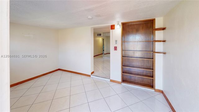 10900 SW 177th Ter, Miami, FL 33157