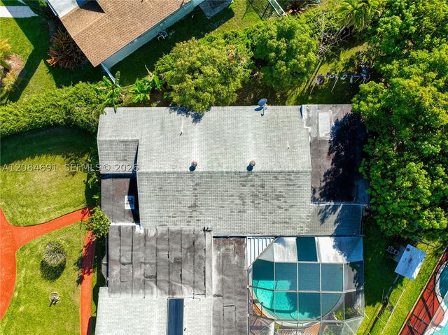 10900 SW 177th Ter, Miami, FL 33157