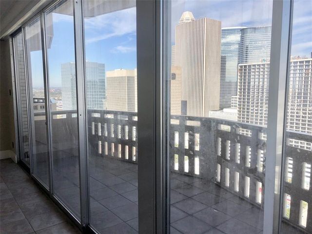 2016 Main Street 2111, Houston, TX 77002