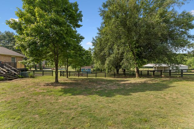 2751 Standing Oak Dr, Thompsons Station, TN 37179