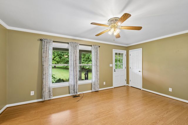 2751 Standing Oak Dr, Thompsons Station, TN 37179