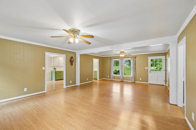 2751 Standing Oak Dr, Thompsons Station, TN 37179